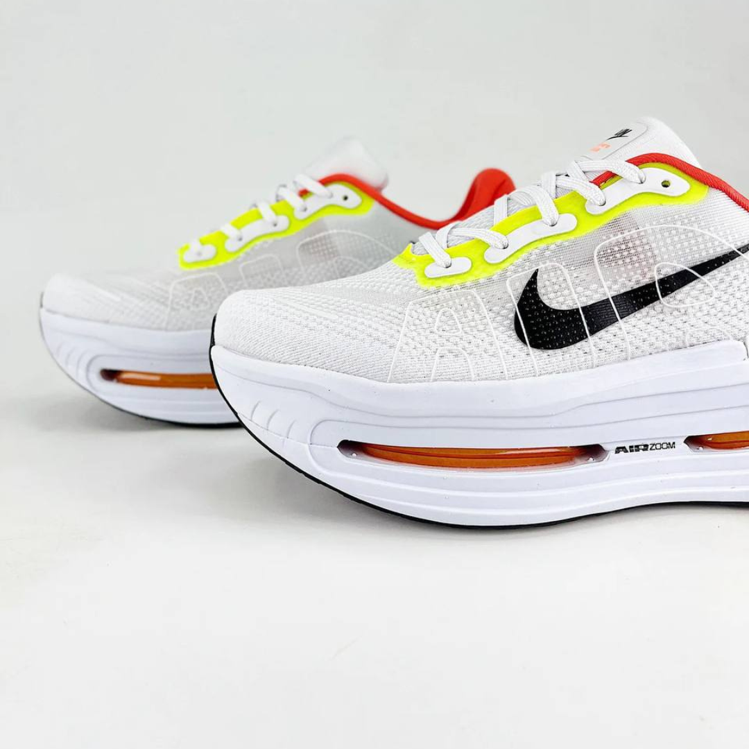 Tênis Nike Vomero Premium - Branco/Vermelho/Verde Neon