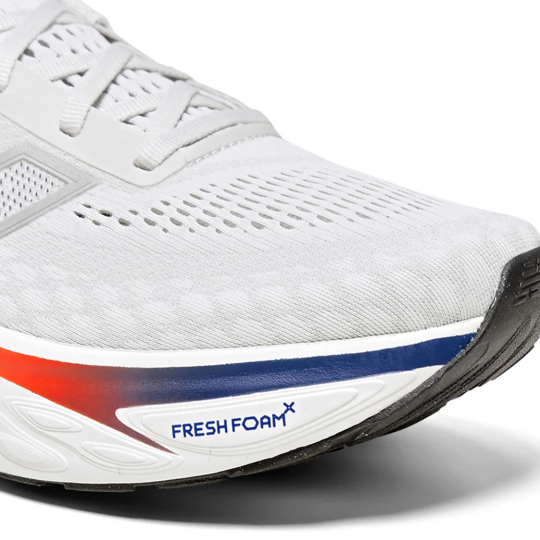 Tênis New Balance Fresh Foam X 1080 V14 - Cinza/Coral