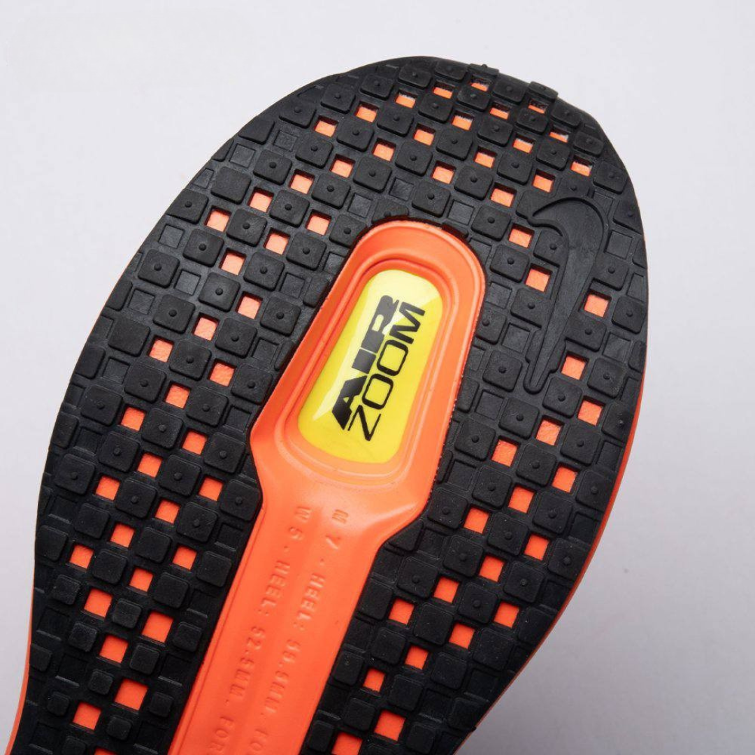 Tênis Nike Vomero Premium - Vermelho/Laranja