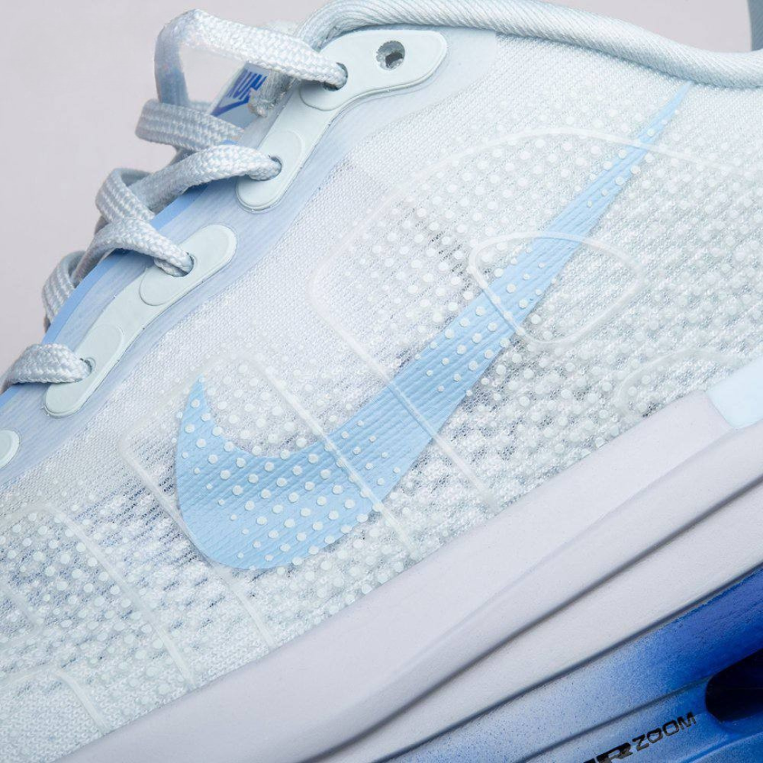 Tênis Nike Vomero Premium - Branco/Azul