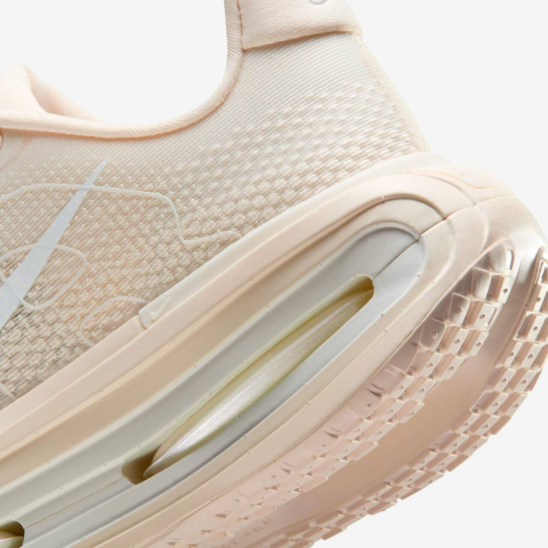 Tênis Nike Vomero Premium - Bege