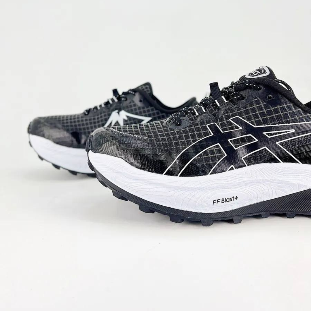 Tênis Asics Trabuco Max 3 - Preto/Branco