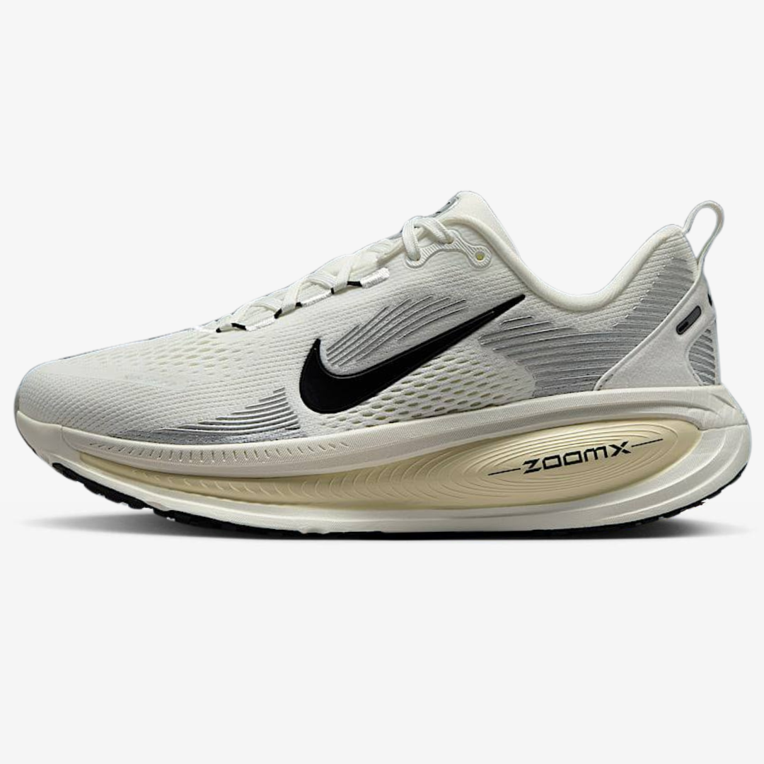 Tênis Nike Vomero 18 - Branco/Bege
