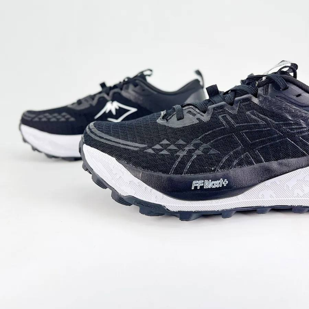 Tênis Asics Gel Trabuco 13 - Preto/Branco