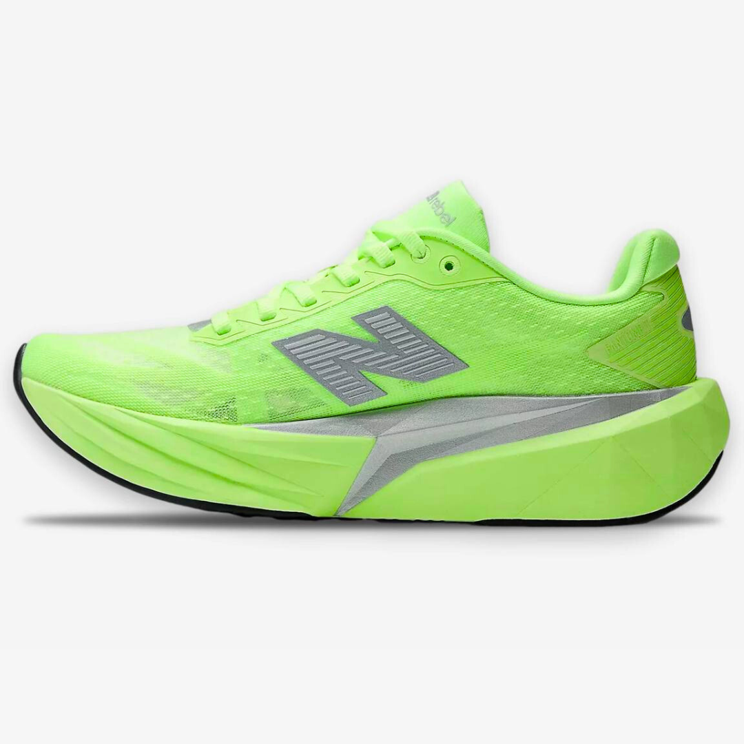 Tênis New Balance Fuelcell Rebel V5 - Verde Neon