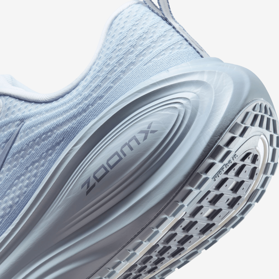 Tênis Nike Vomero Plus - Azul/Cinza Claro