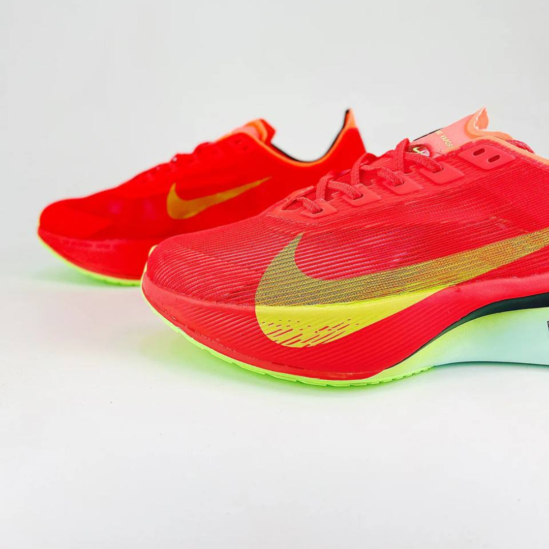 Tênis Nike ZoomX VaporFly 4 Vermelho