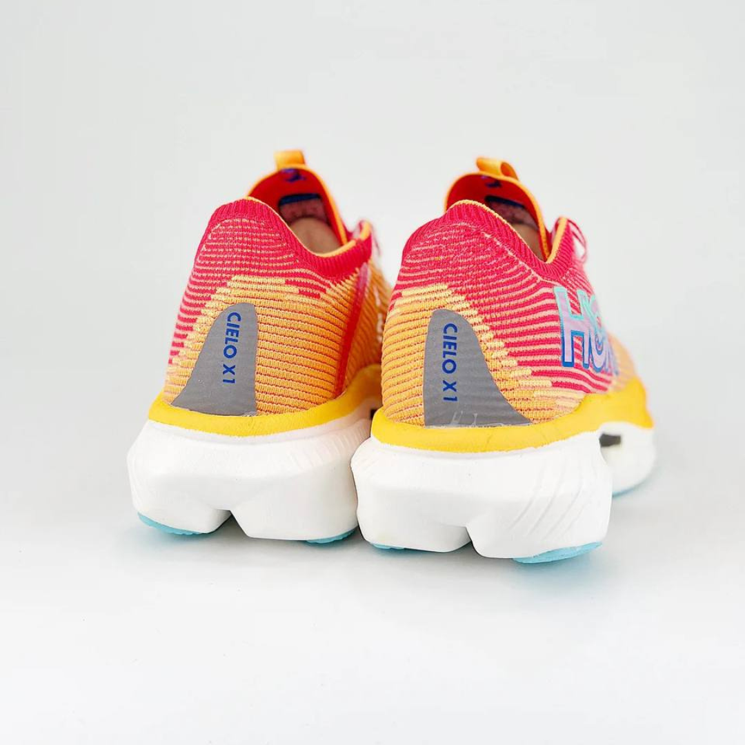 Tênis Hoka Cielo X1 Unissex - Cerise/Solar Flare