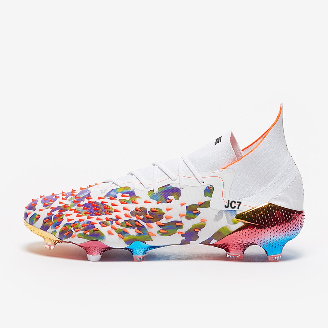 Chuteira Adidas Predator Freak .1 Paul Pogba x Stella McCartney