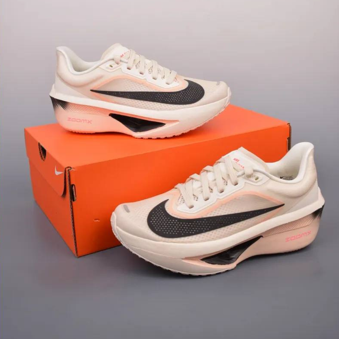Tênis Nike Zoom Fly 6 - Bege