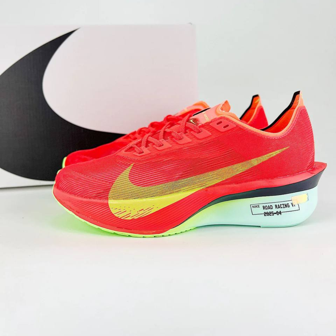 Tênis Nike ZoomX VaporFly 4 Vermelho