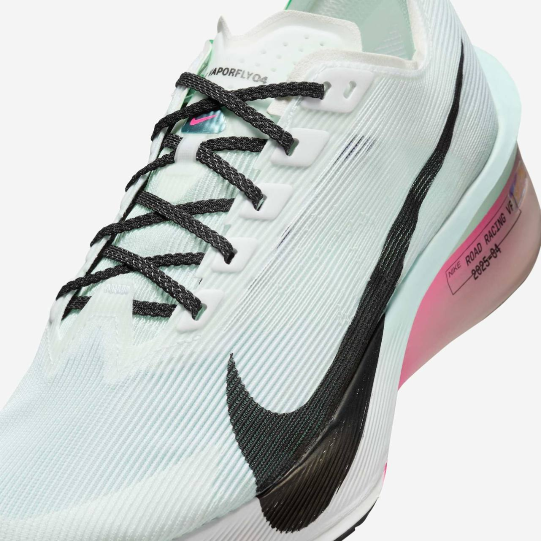 Tênis Nike ZoomX VaporFly 4 Branco/Rosa