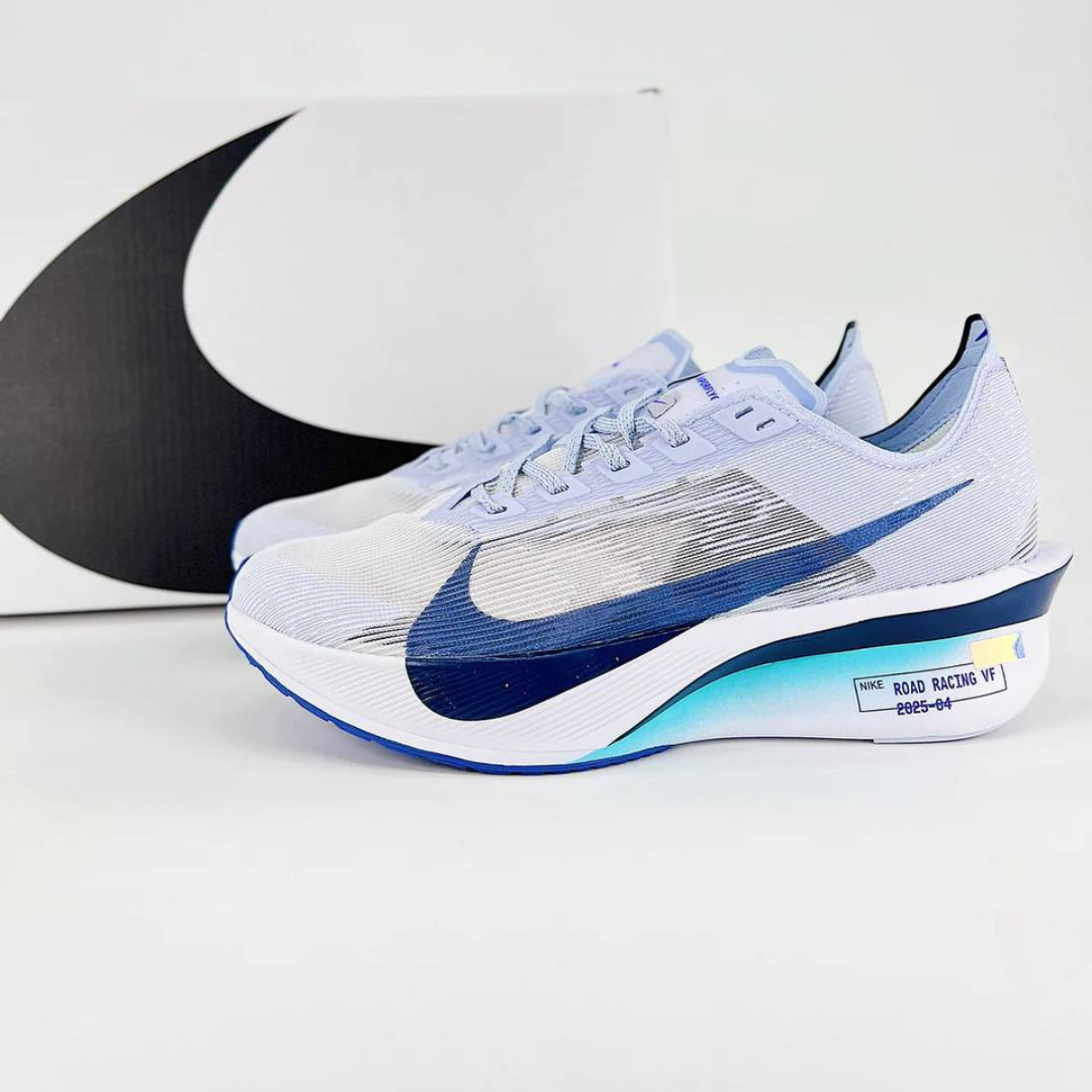 Tênis Nike ZoomX VaporFly 4 Branco/Azul