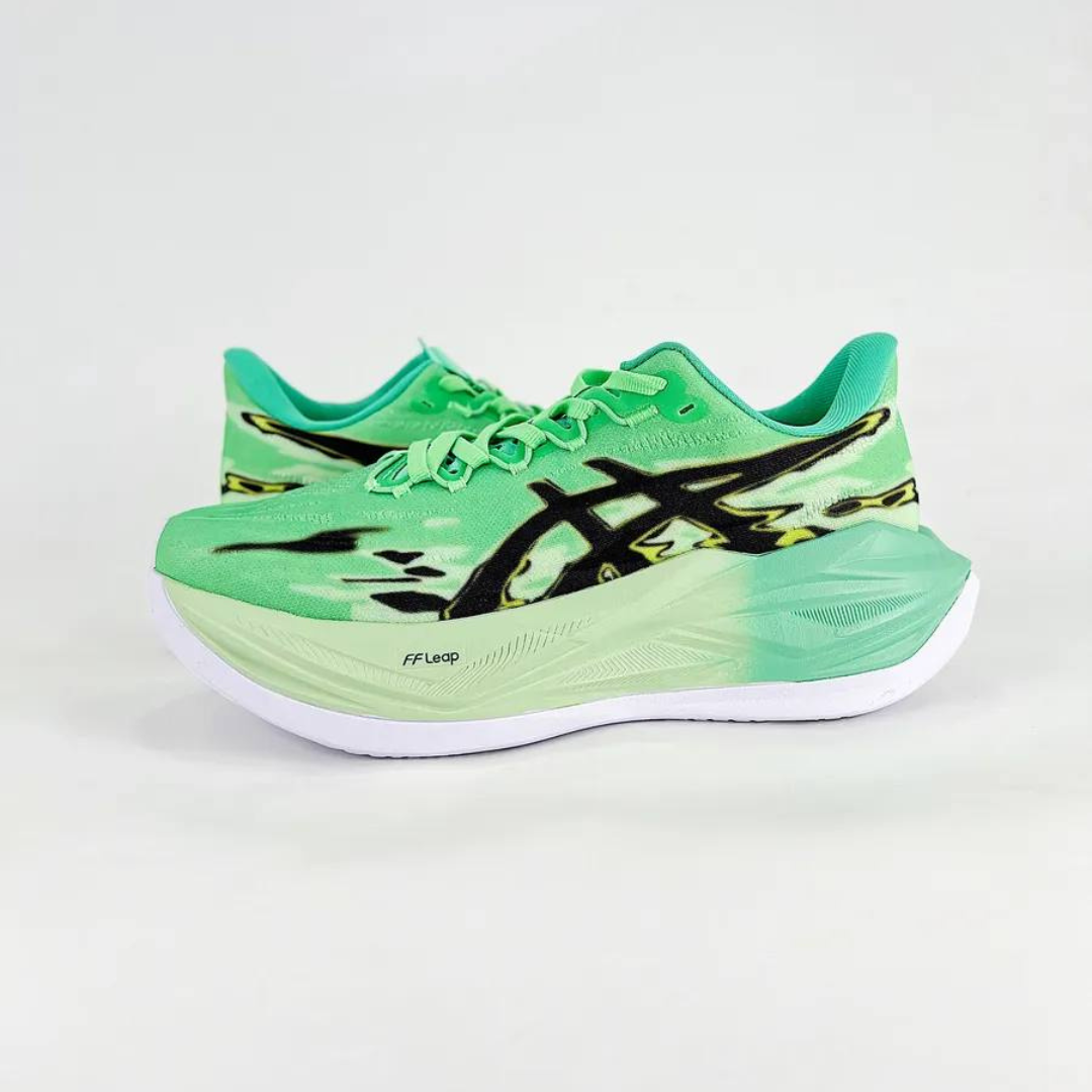 Tênis Asics Superblast 3 - Unissex - Verde/Preto