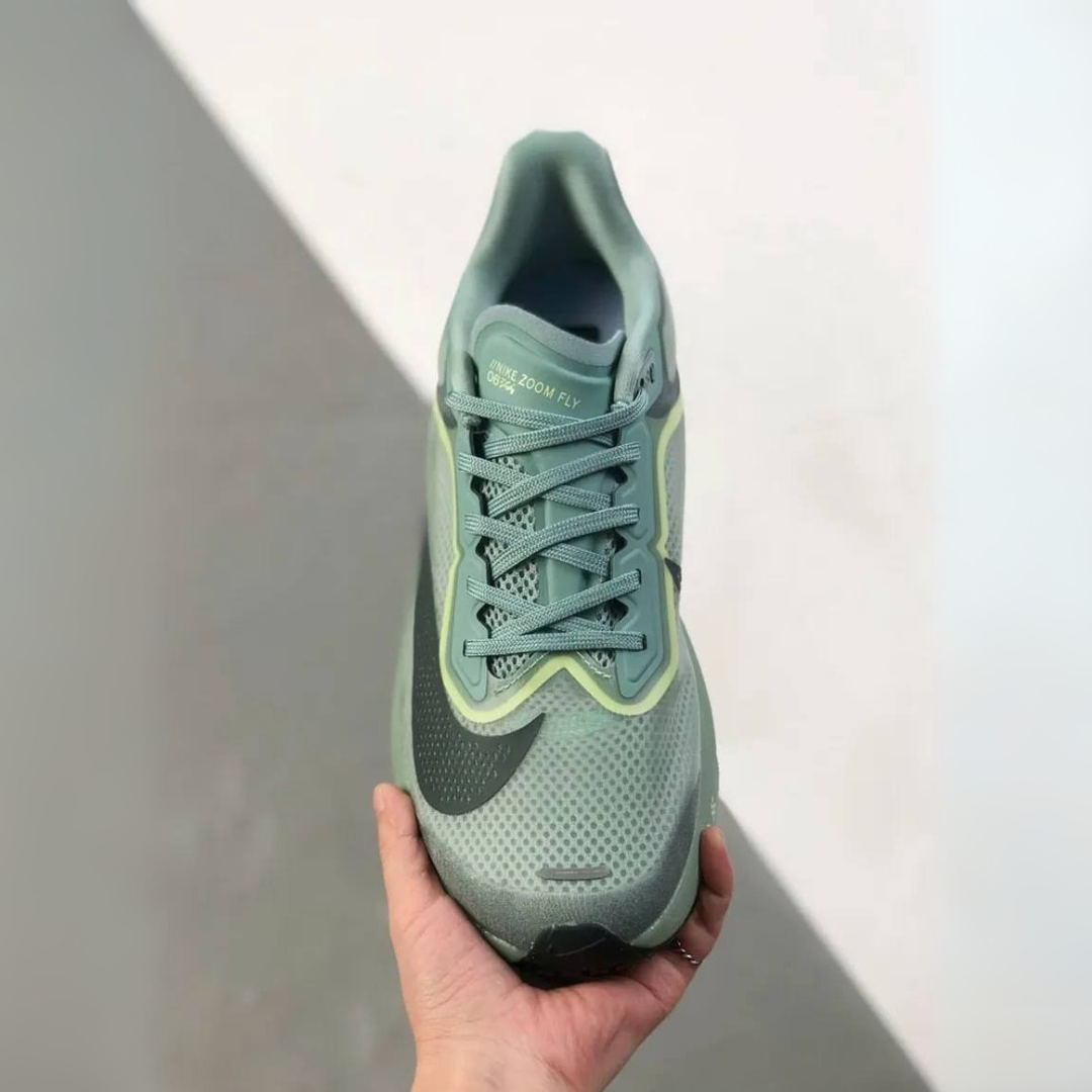 Tênis Nike Zoom Fly 6 - Verde Oliva