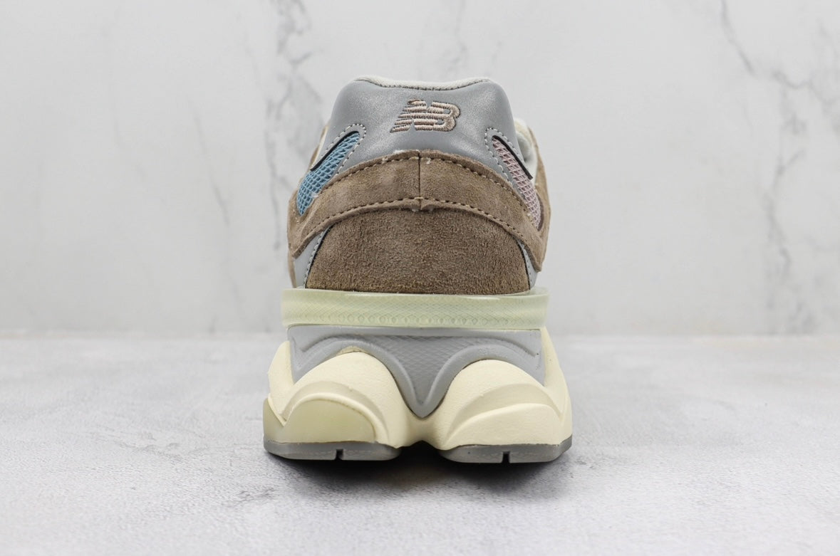 Tênis New Balance 9060 Mushroom