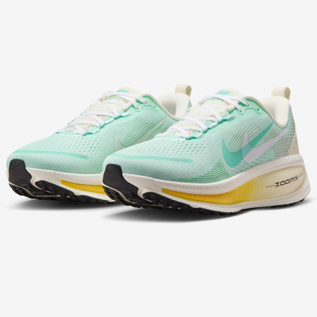 Tênis Nike Vomero 18 - Flash Aqua/Bege