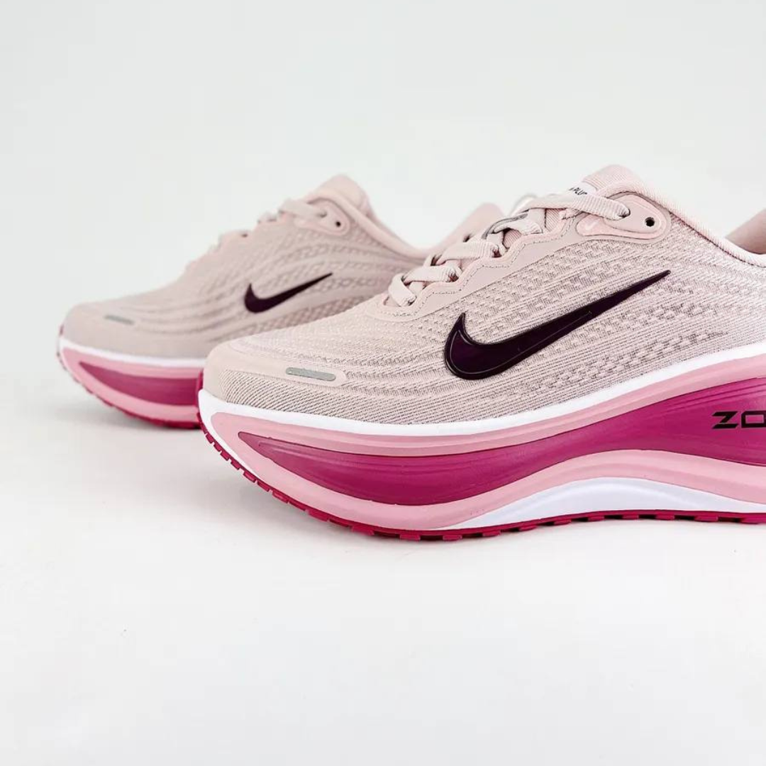 Tênis Nike Vomero Plus - Roxo/Rosa