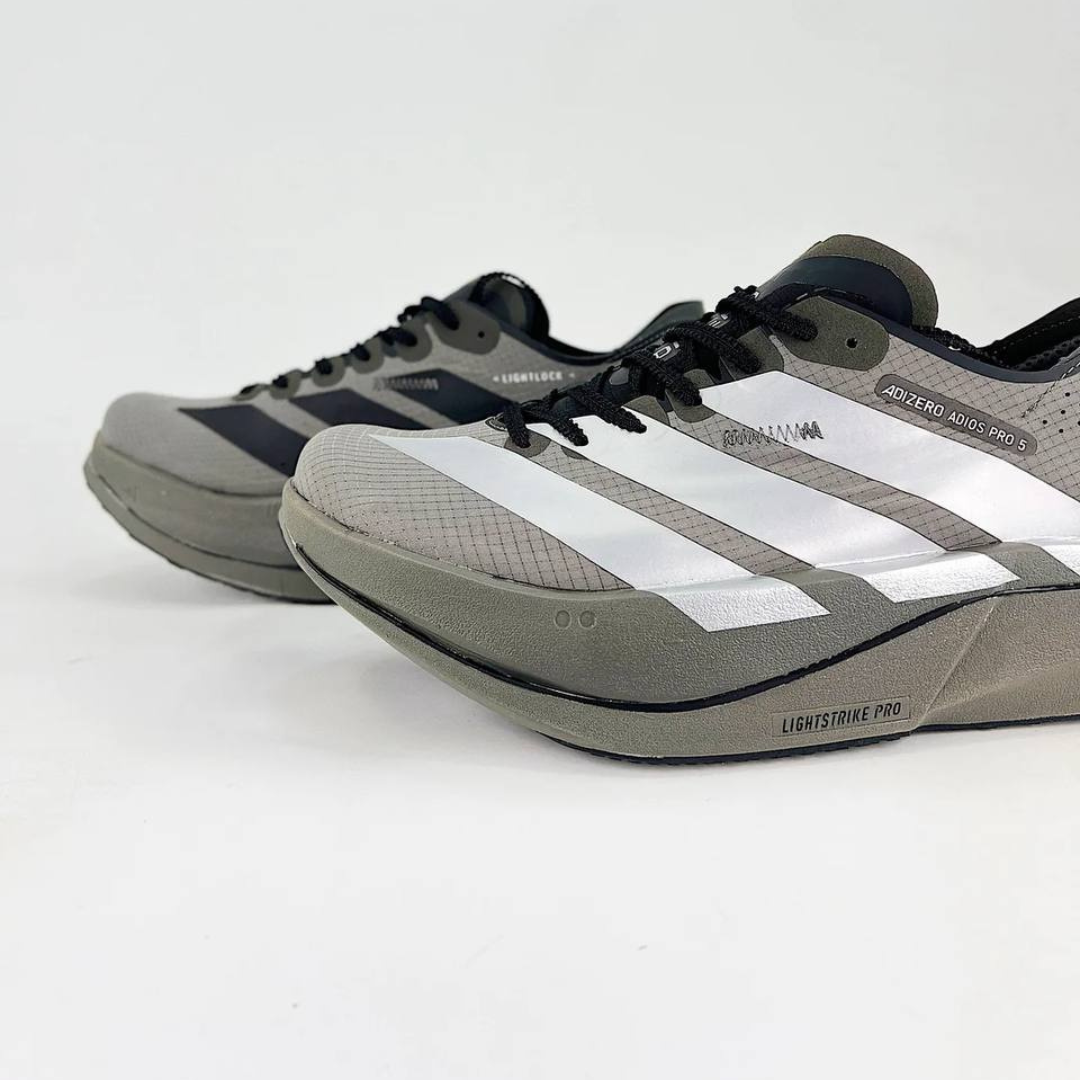 Tênis Adidas Adizero Adios Pro 5 - Cinza/Preto