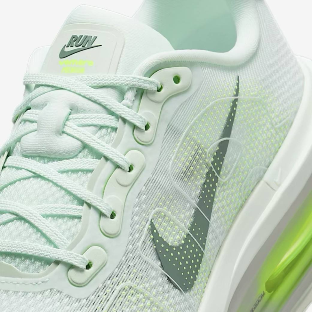 Tênis Nike Vomero Premium - Barely Volt