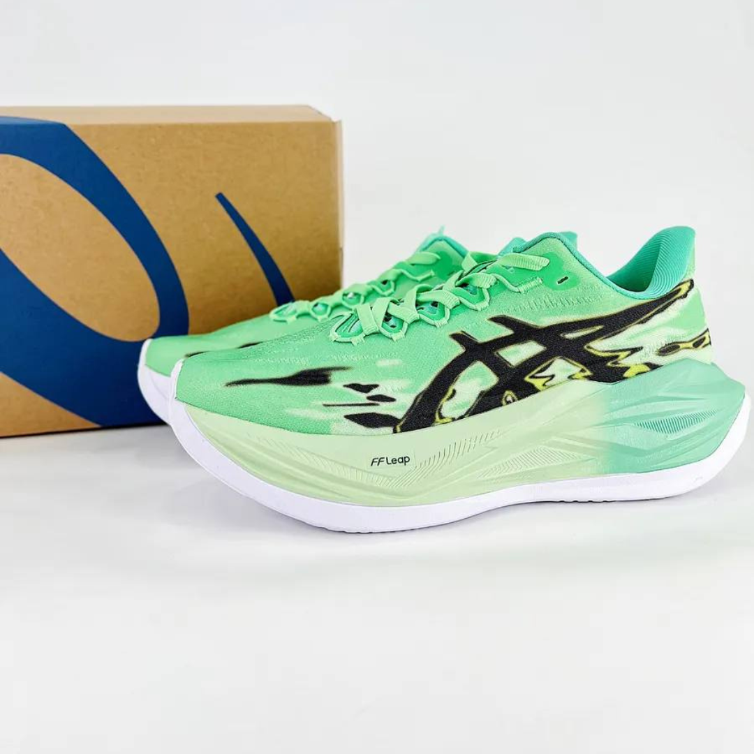 Tênis Asics Superblast 3 - Unissex - Verde/Preto