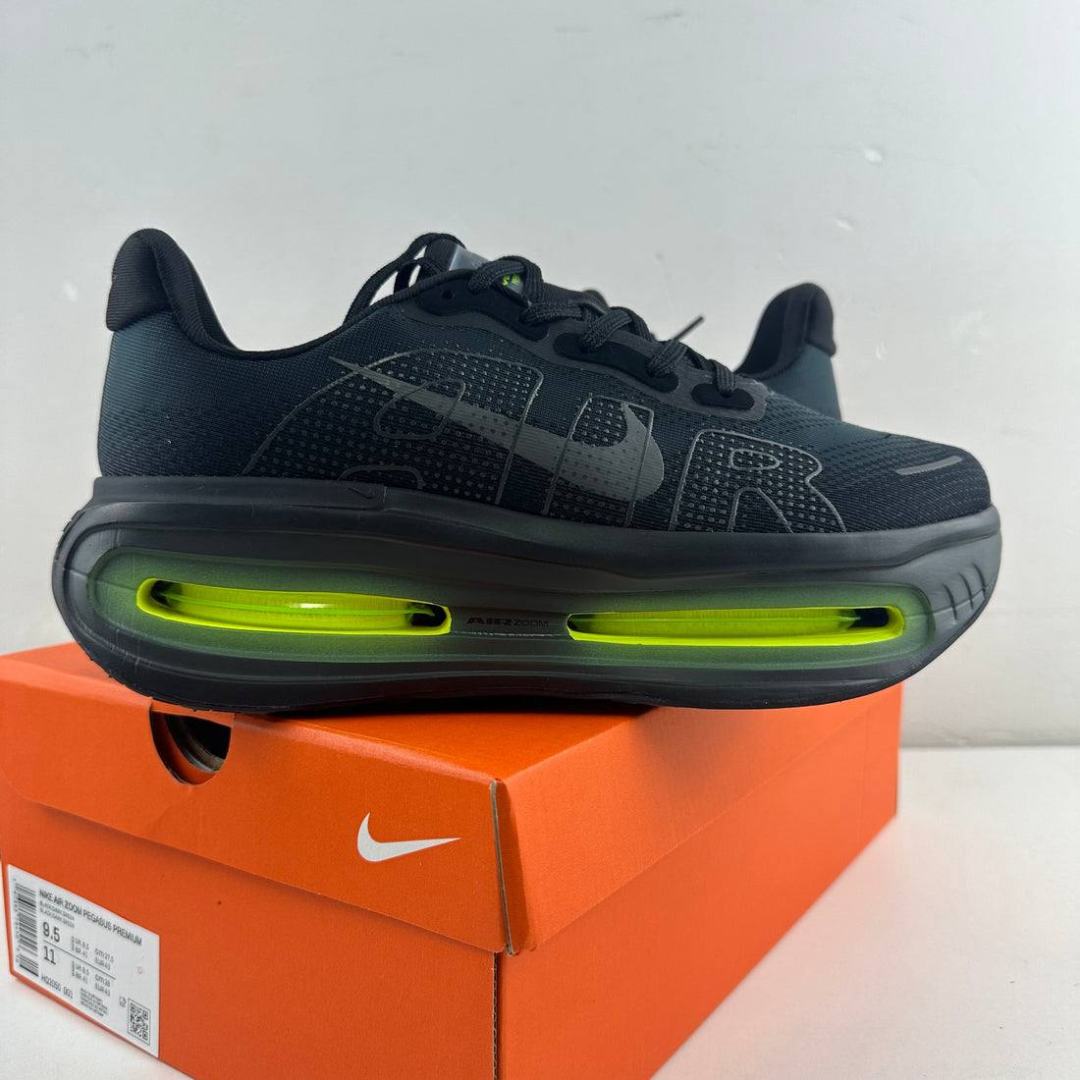 Tênis Nike Vomero Premium - Black Volt