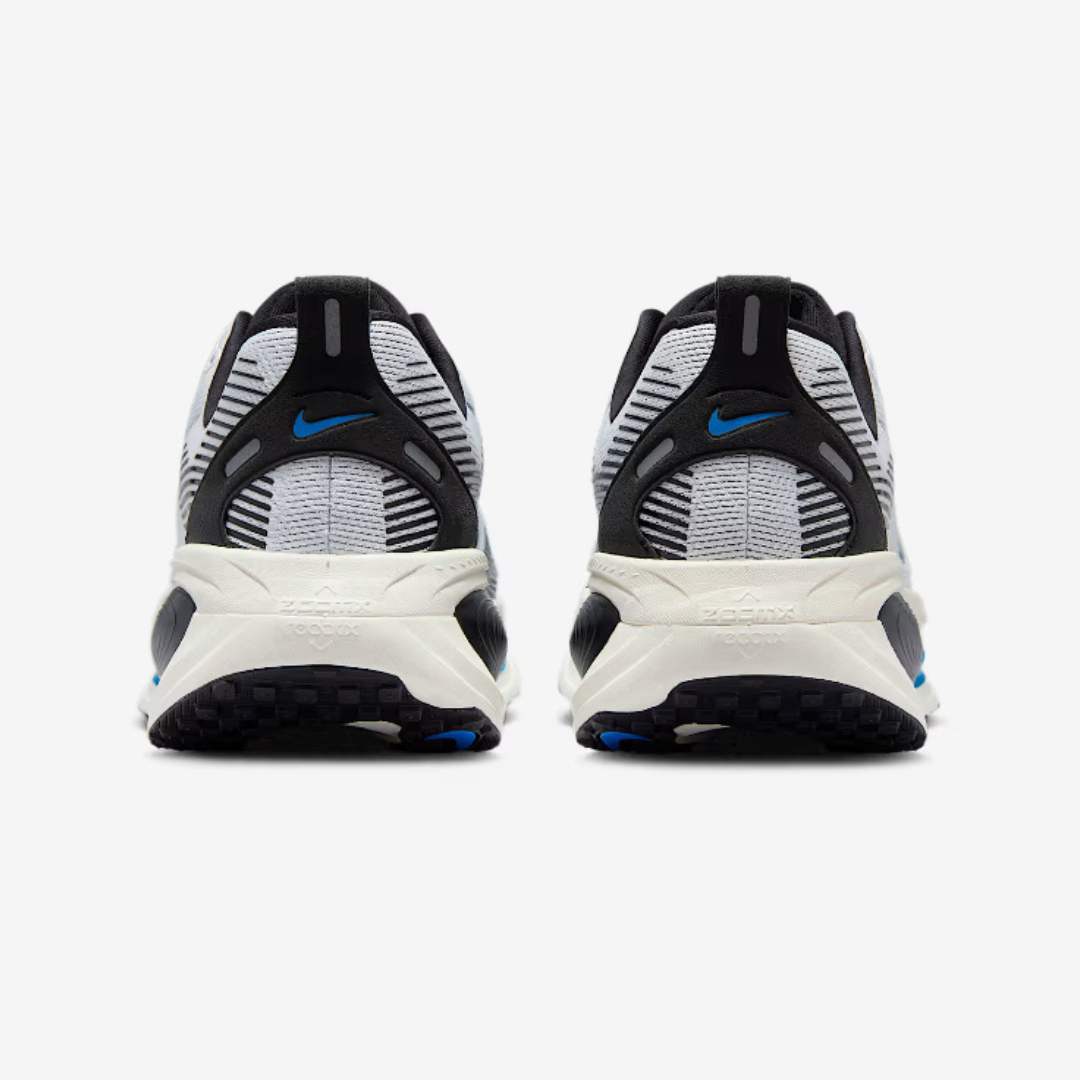 Tênis Nike Vomero 18 - Branco/Photoblue