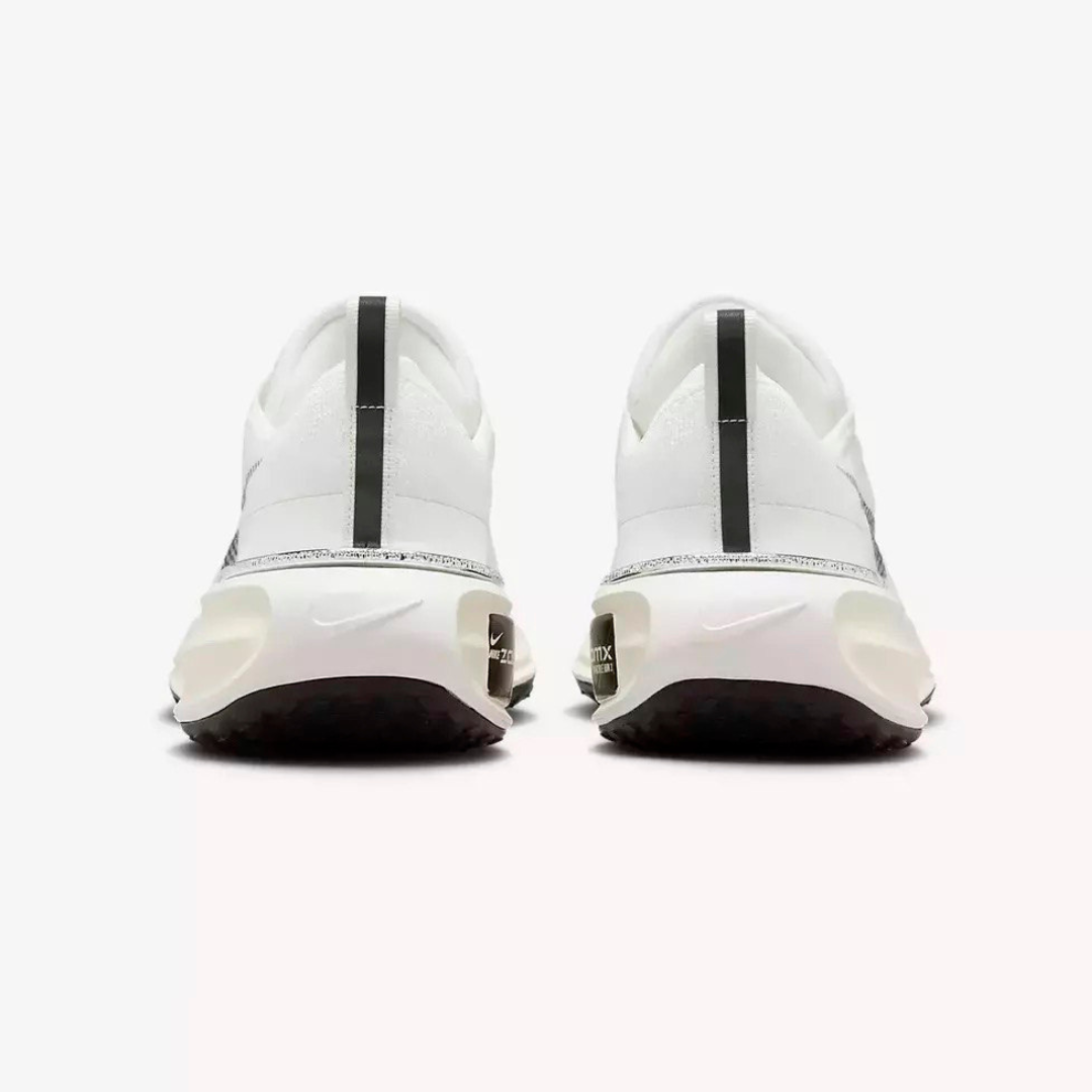 Tênis Nike Invincible Run 3 - Branco/Preto