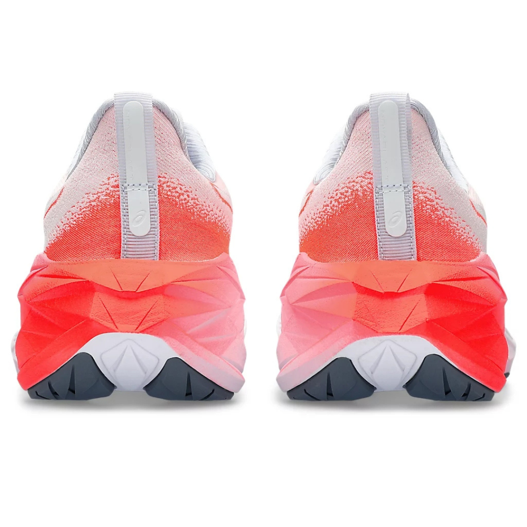 Tênis Asics Novablast™ 4 Vermelho e Branco