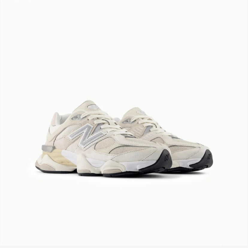 Tênis New Balance 9060 Moonbeam Sea Salt