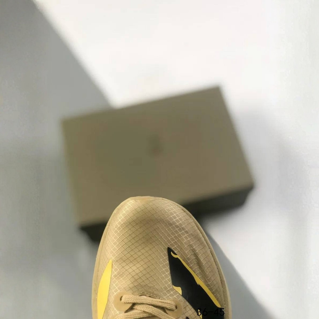 Tênis Adidas Adizero Adios Pro 4 Y3 Bege/Preto