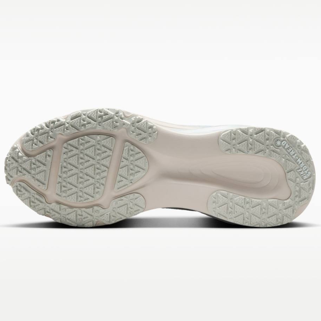 Tênis Nike Vomero 18 GORE-TEX - Cinza Metálico