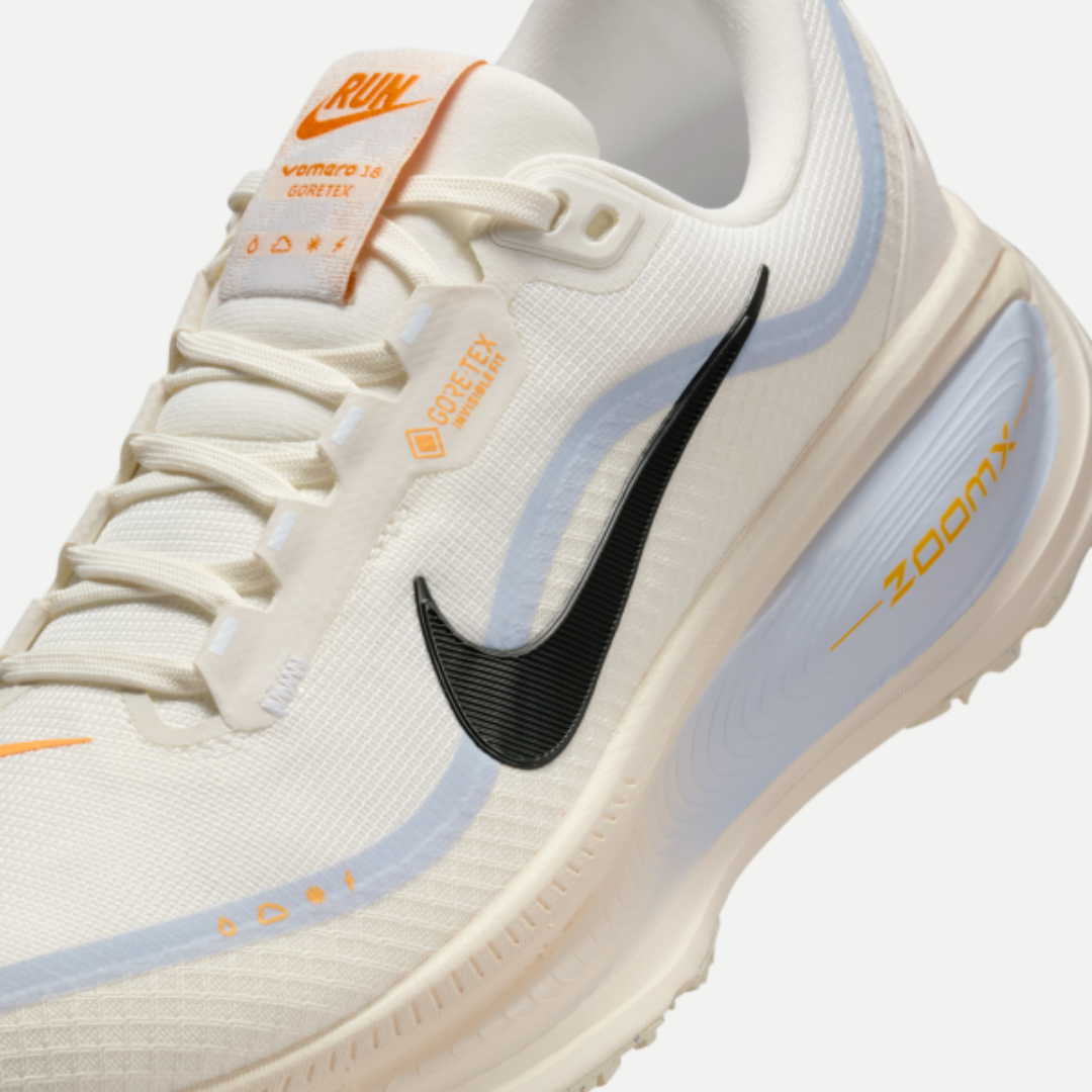 Tênis Nike Vomero 18 GORE-TEX - Bege/Cinza