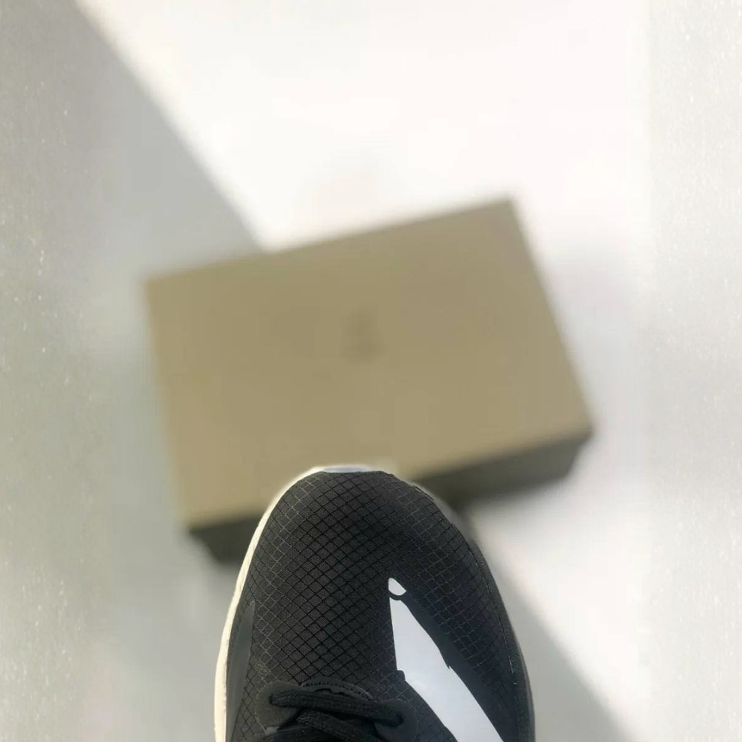 Tênis Adidas Adizero Adios Pro 4 Y3 Preto/Branco