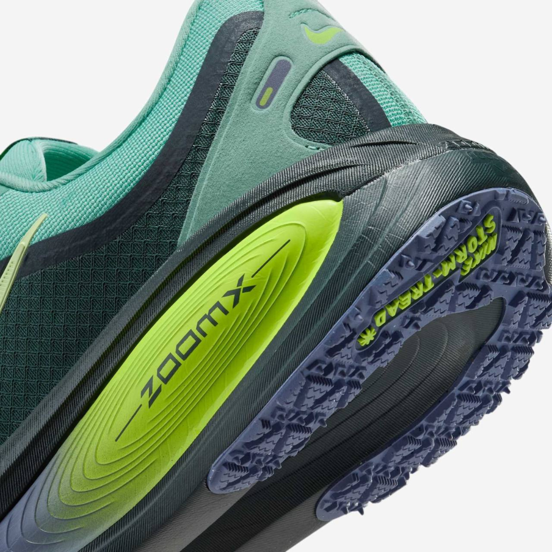 Tênis Nike Vomero 18 GORE-TEX - Verde/Preto