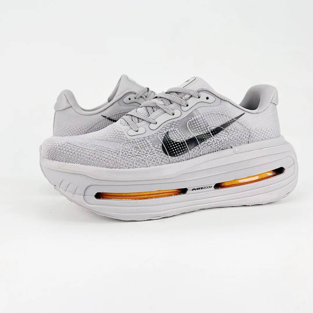 Tênis Nike Vomero Premium - Cinza/Laranja