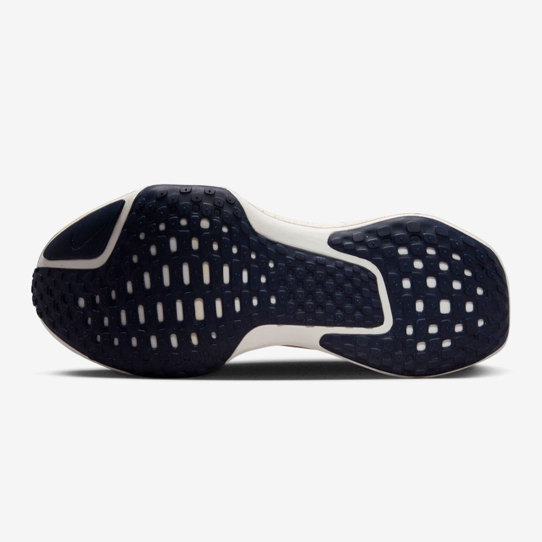 Tênis Nike Invincible Run 3 Branco Vermelho