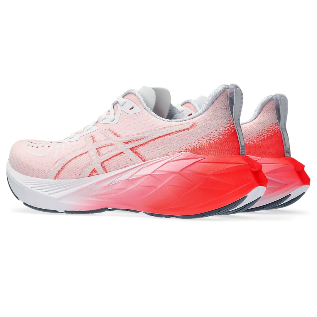 Tênis Asics Novablast™ 4 Vermelho e Branco