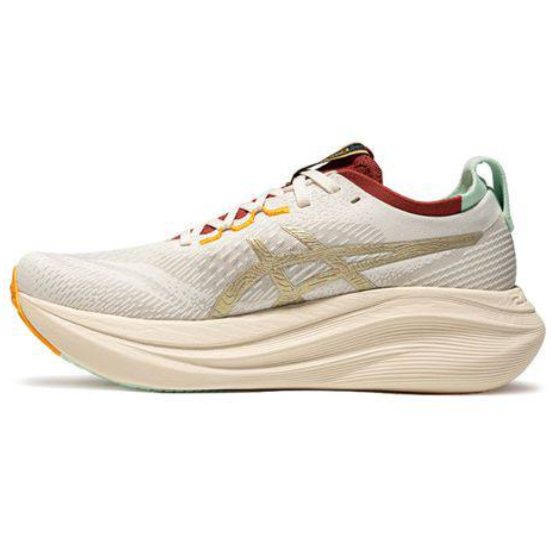 Tênis Asics Gel - Nimbus 27 - Branco/Dourado