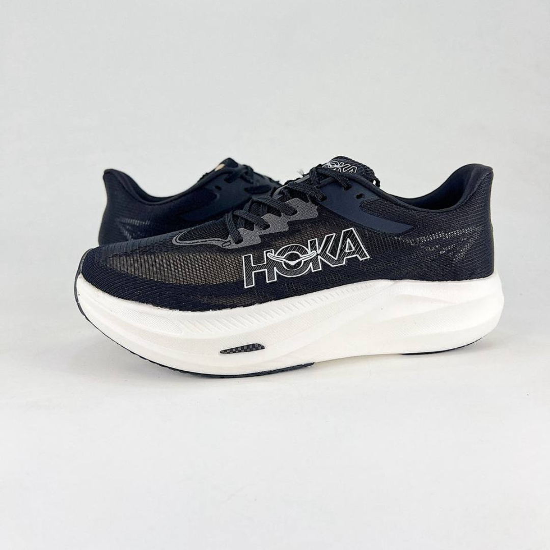 Tênis Hoka Rocket X 3 Unissex - Preto/Branco