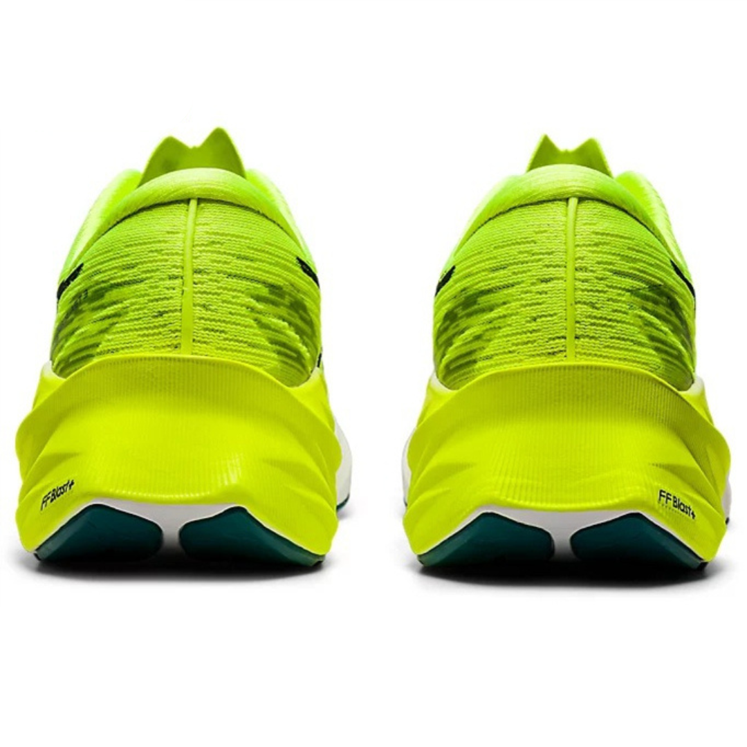 Tênis Asics Novablast 3 Verde fluorescente e Preto