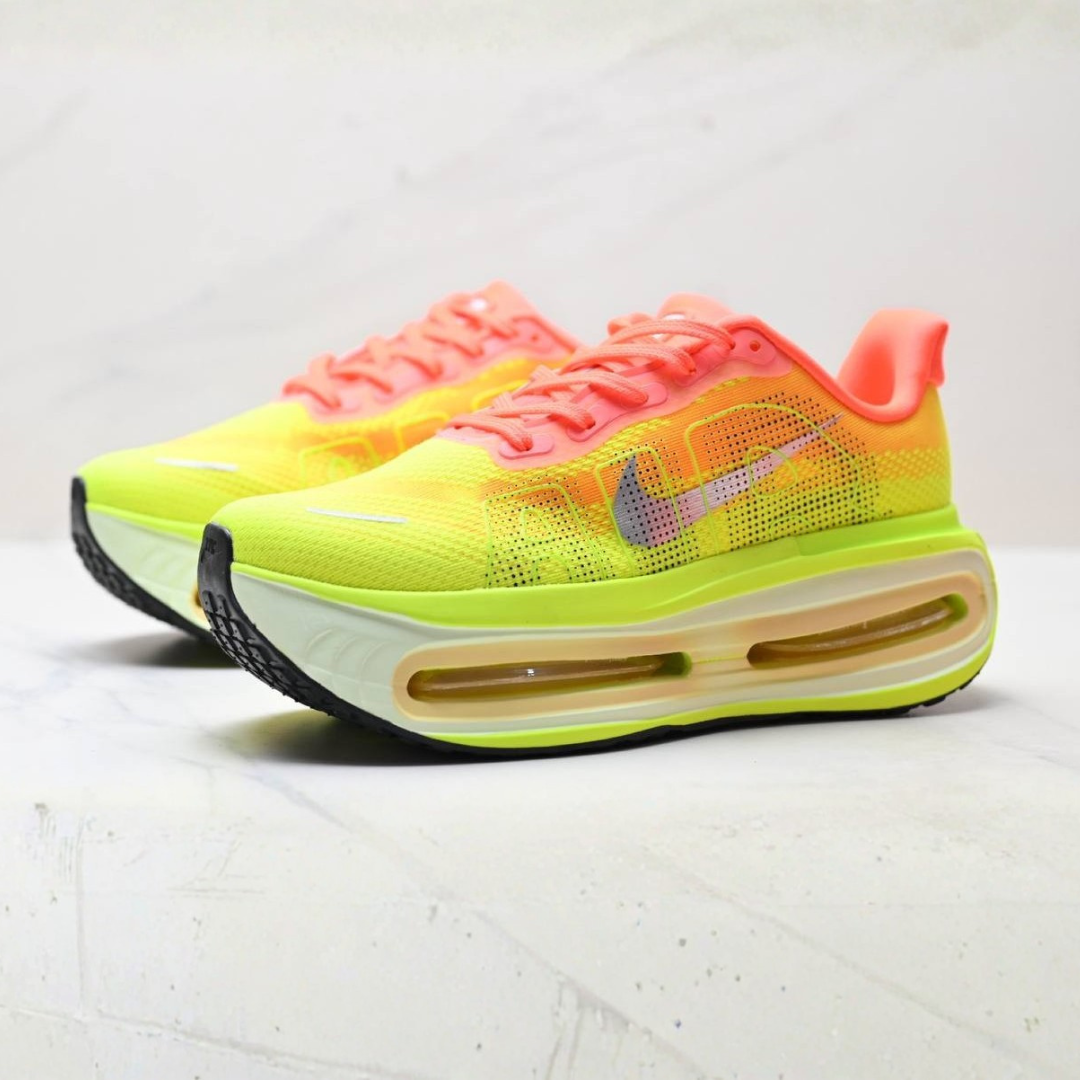 Tênis Nike Vomero Premium - Amarelo/Laranja