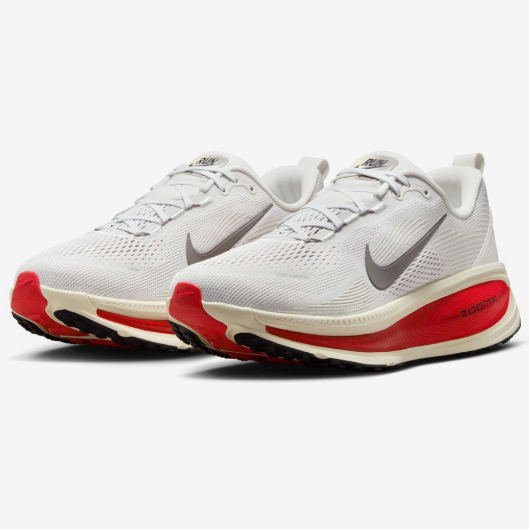 Tênis Nike Vomero 18 - Branco/Vermelho