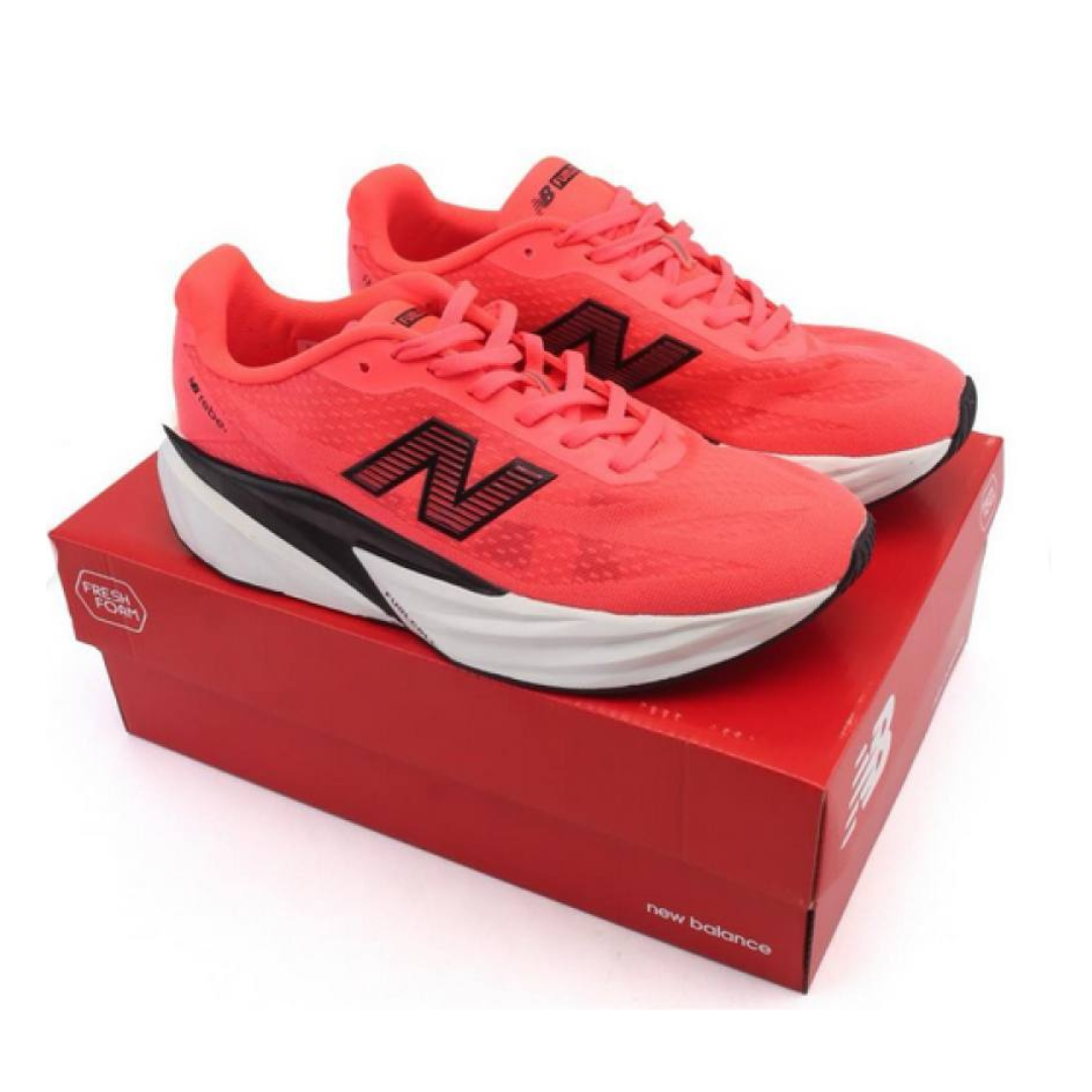 Tênis New Balance Fuelcell Rebel V5 - Vermelho/Branco