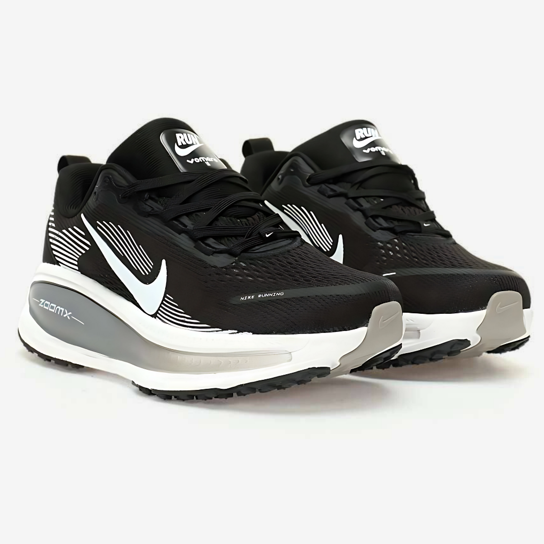 Tênis Nike Vomero 18 - Preto/Branco/Cinza