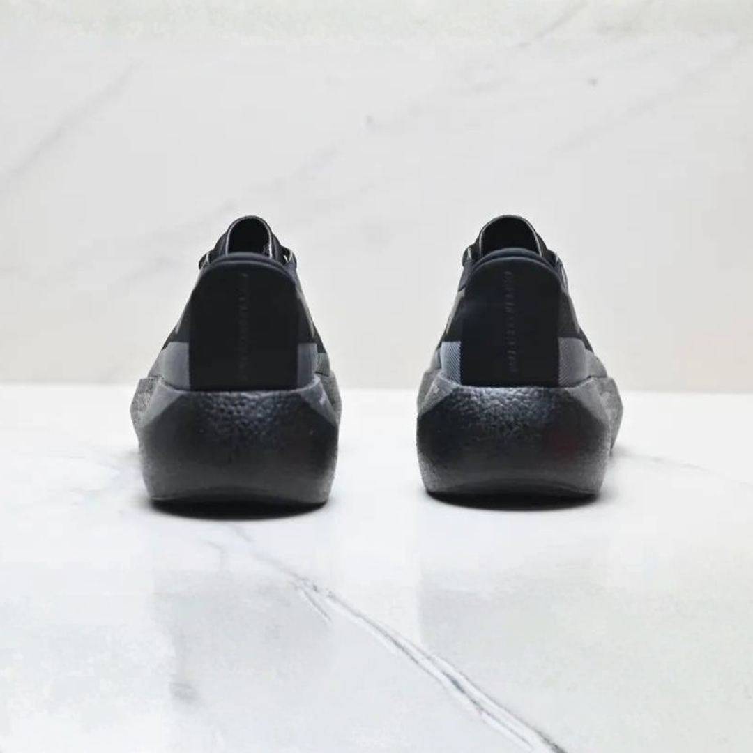 Tênis Adidas Hyperboost Edge - Preto/Cinza Metálico