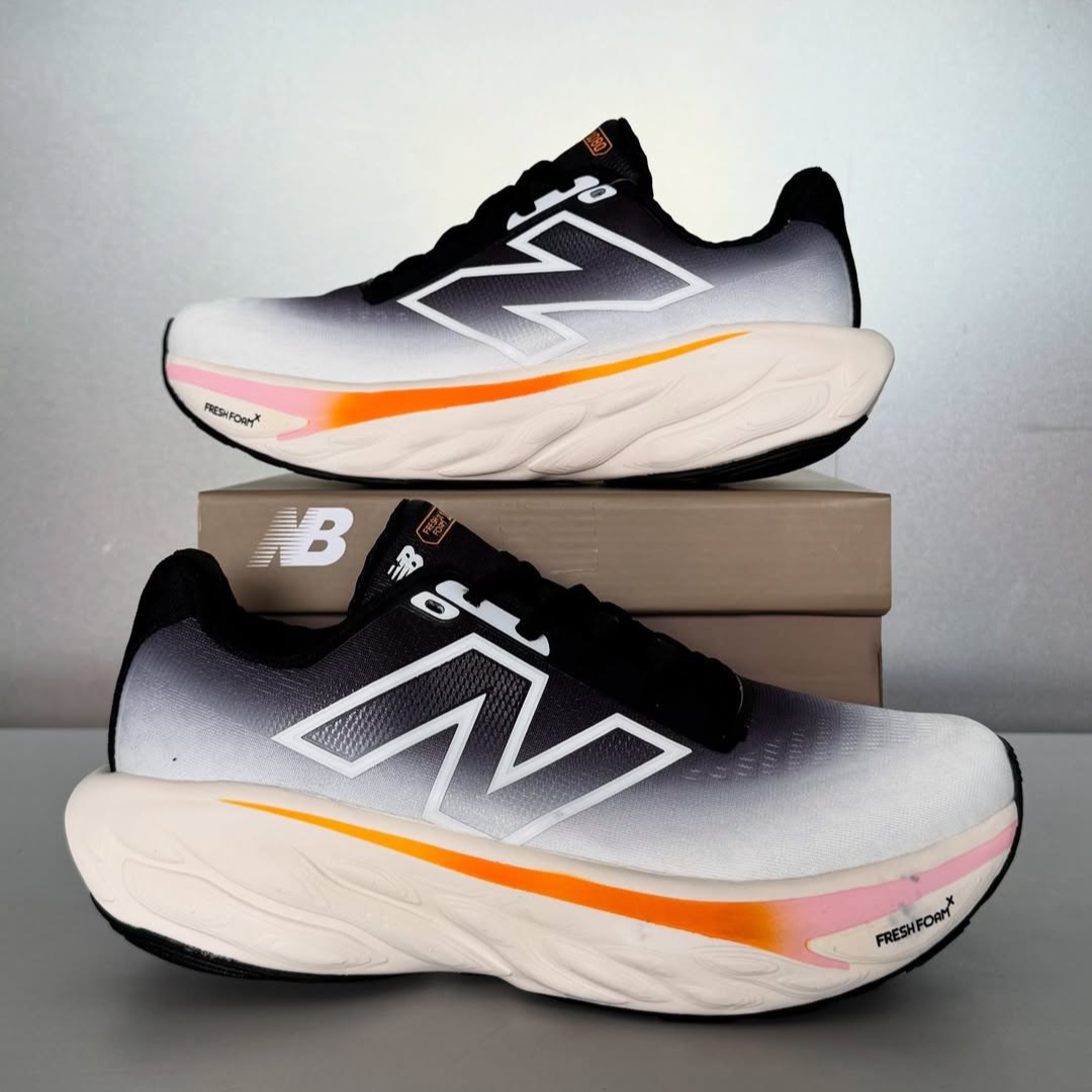 Tênis New Balance Fresh Foam X 1080 V14 - Preto/Branco