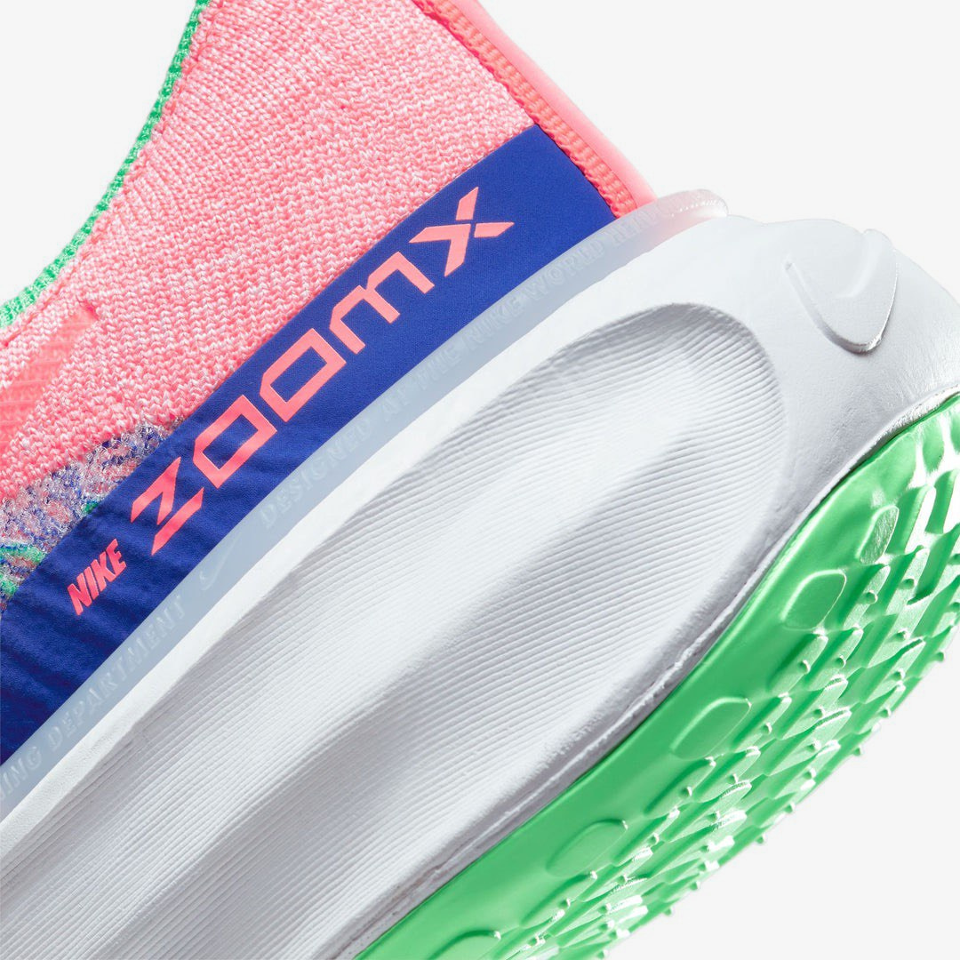 Tênis Nike Invincible Run 3 - White Hot Punch