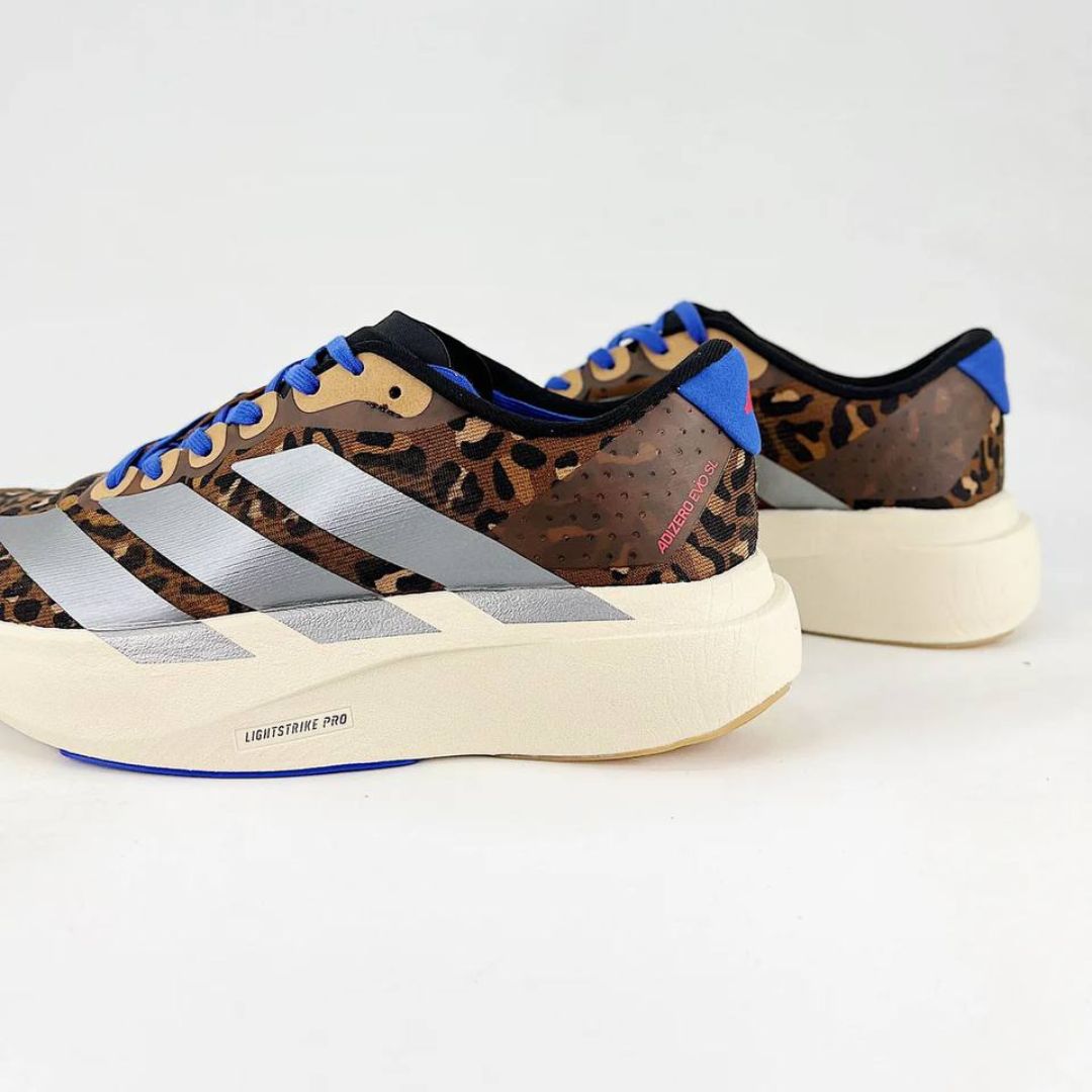 Tênis Adidas Adizero EVO SL - Marrom/Cinza Metálico/Azul Lúcido