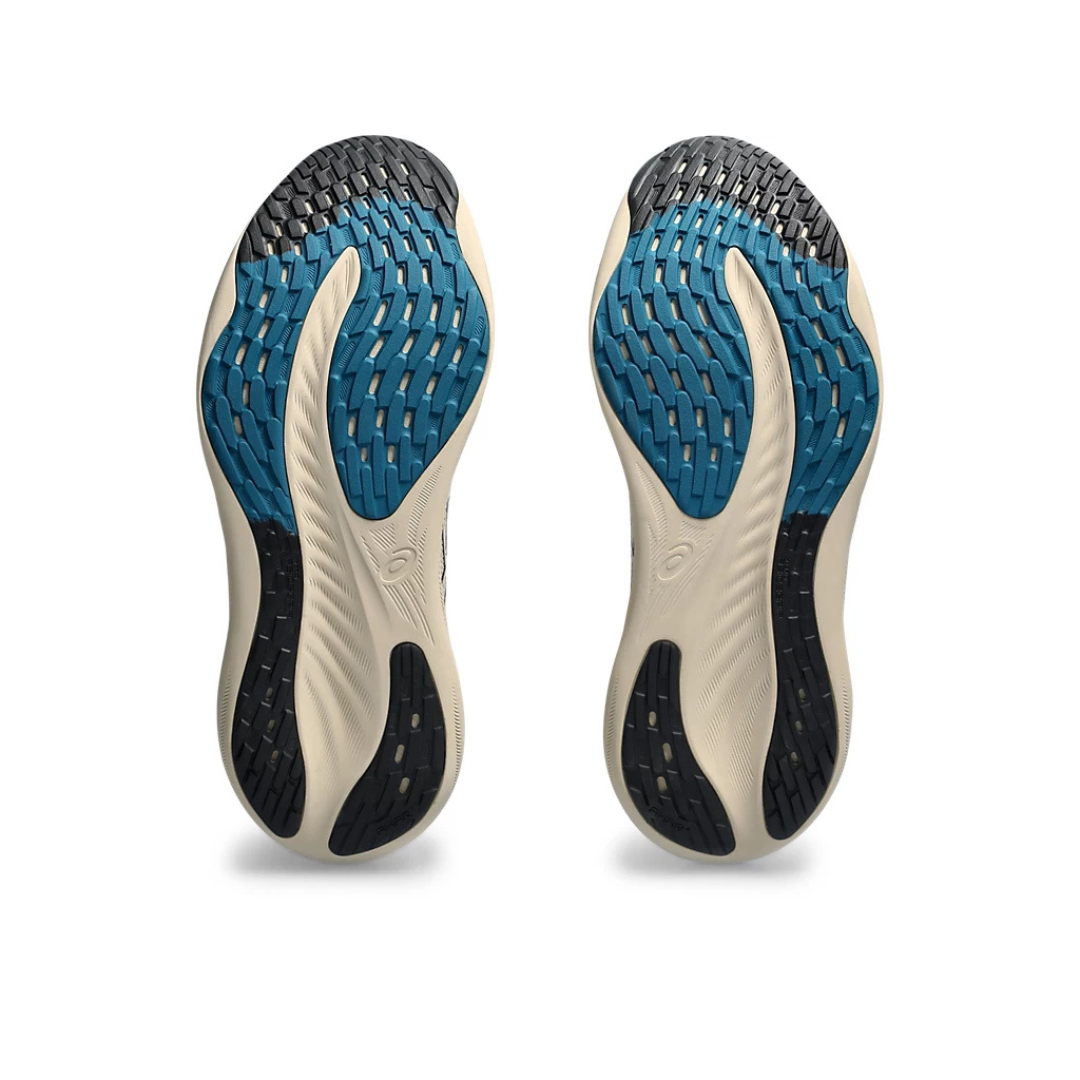 Tênis Asics Gel - Nimbus 26 - Cinza Bege e Preto